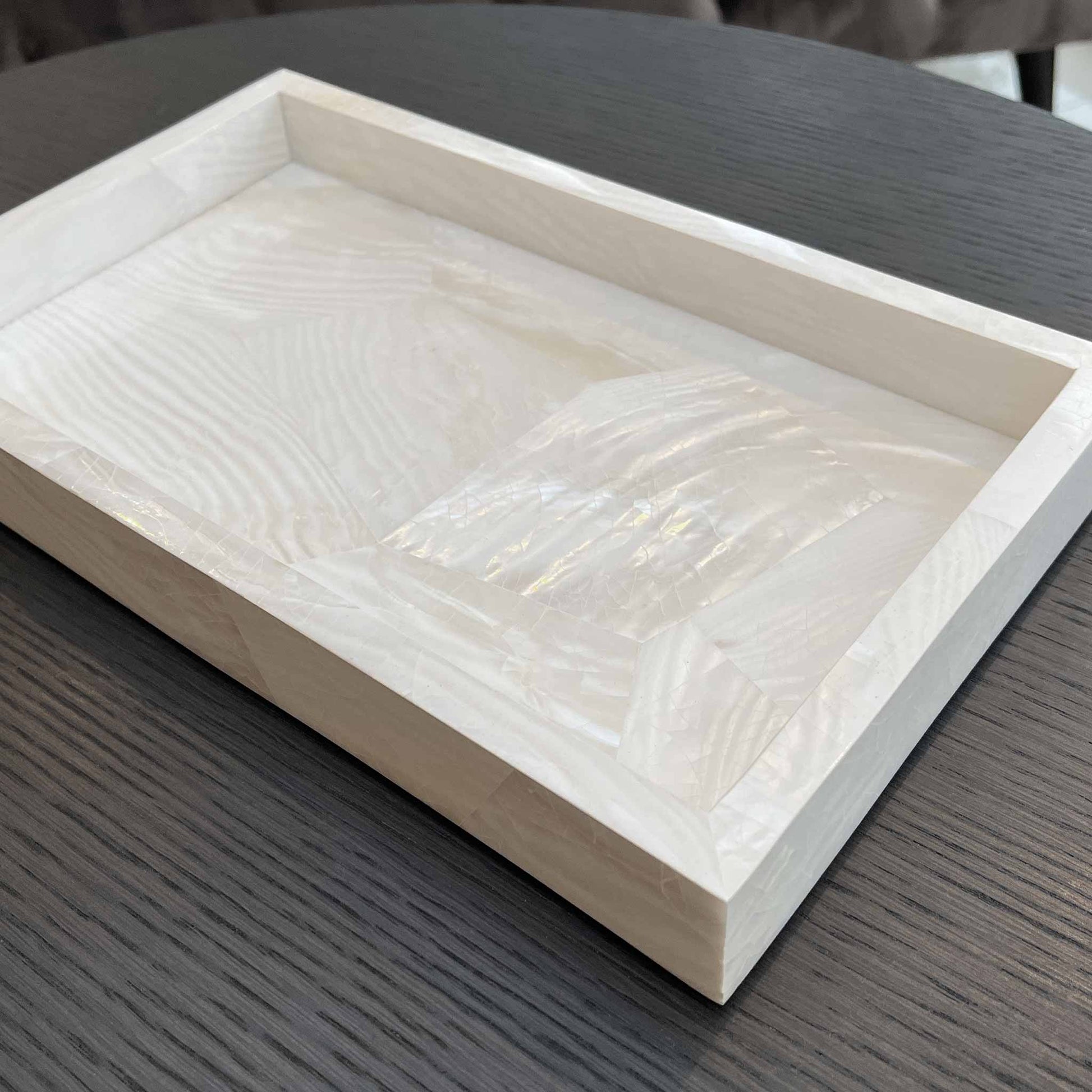 Lifestyle image of extra white small kabibe shell tray